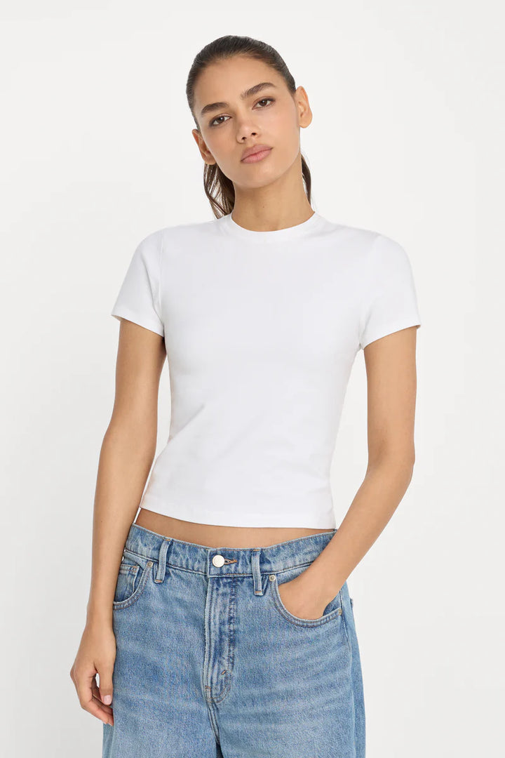 Good American | Super Stretch Baby Tee - White