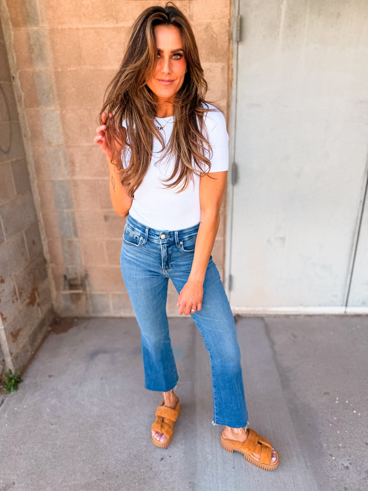 Good American | Soft Tech Good Legs Cropped Mini Boot Jeans - Indigo