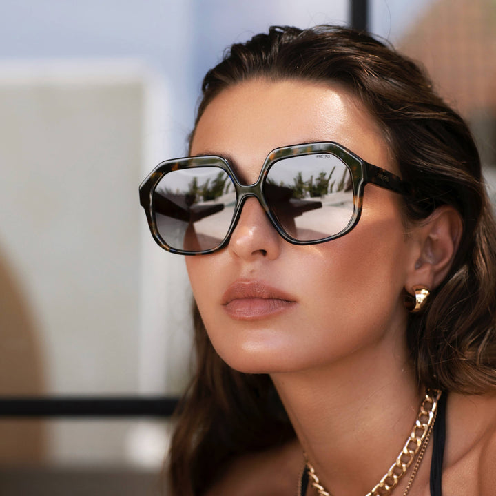 Stella Octagonal Sunglasses: Blue Tortoise