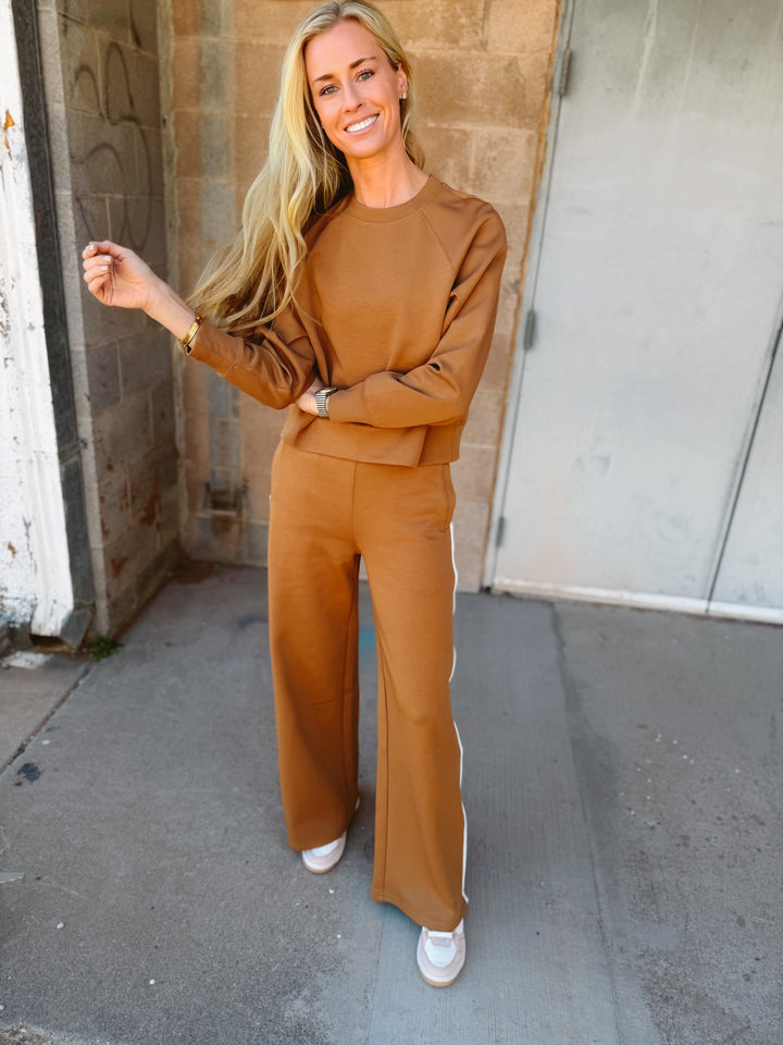 Perfect White Tee | Nell Travel Raglan Long Sleeve Sweatshirt - Mocha