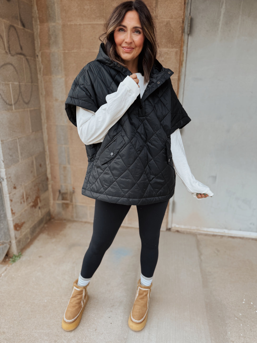 BLACK FRIDAY -Otis Puffer Poncho - Black