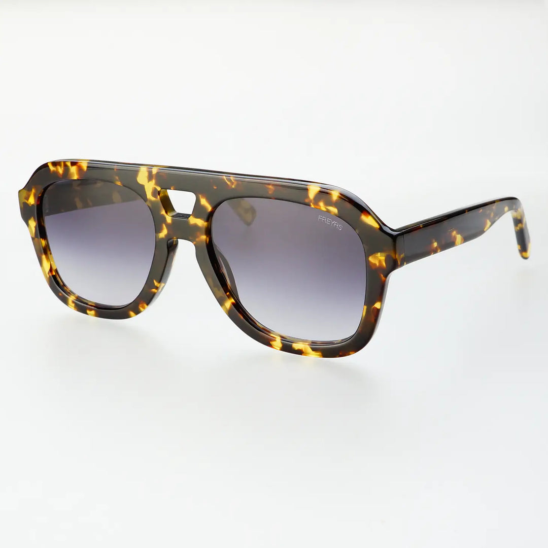 Voyager Oversized Aviator Sunglasses | Yellow Tortoise