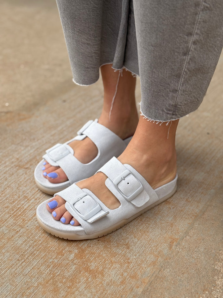 Oncept Savannah - Ice |Hydro Suede Sandals