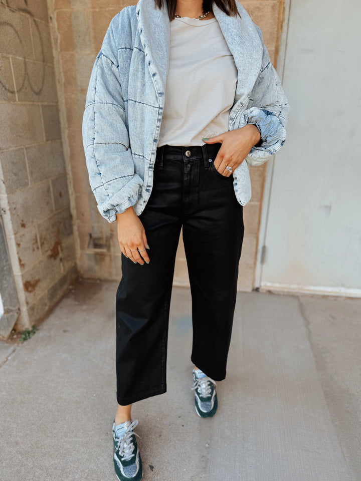 BLACK FRIDAY - AG Jean | Hattie Crop- Leatherette Super Black