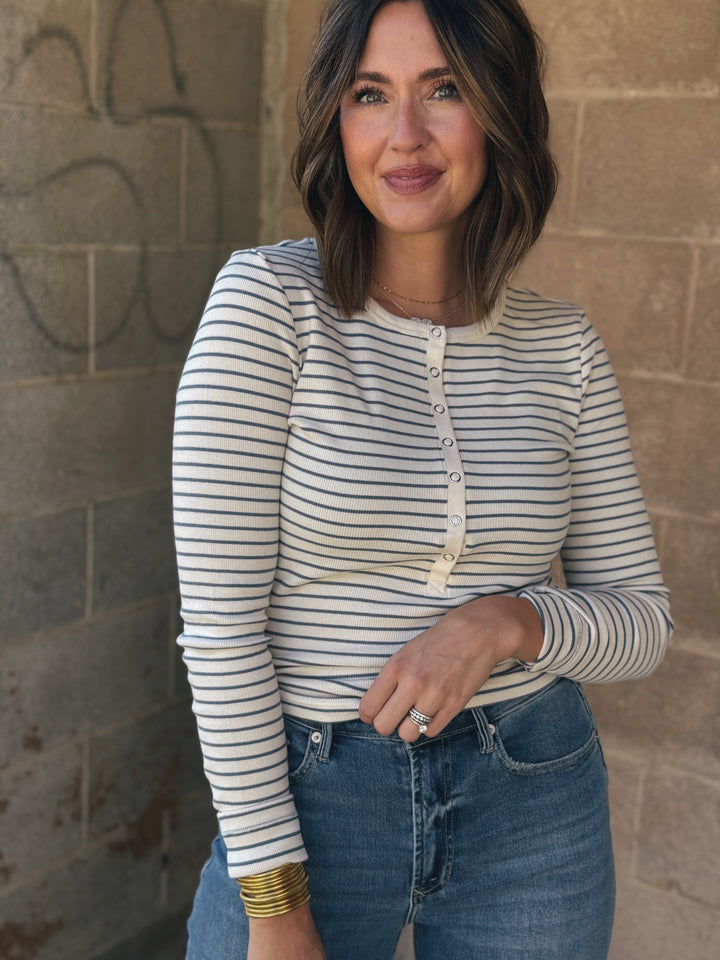 Z Supply | Stella Stripe Henley - Crystal