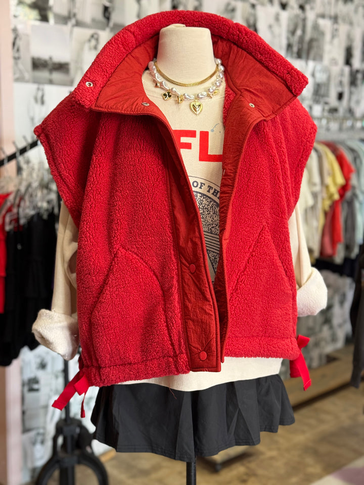 FP Movement | Scout It Out Vest - Cranberry