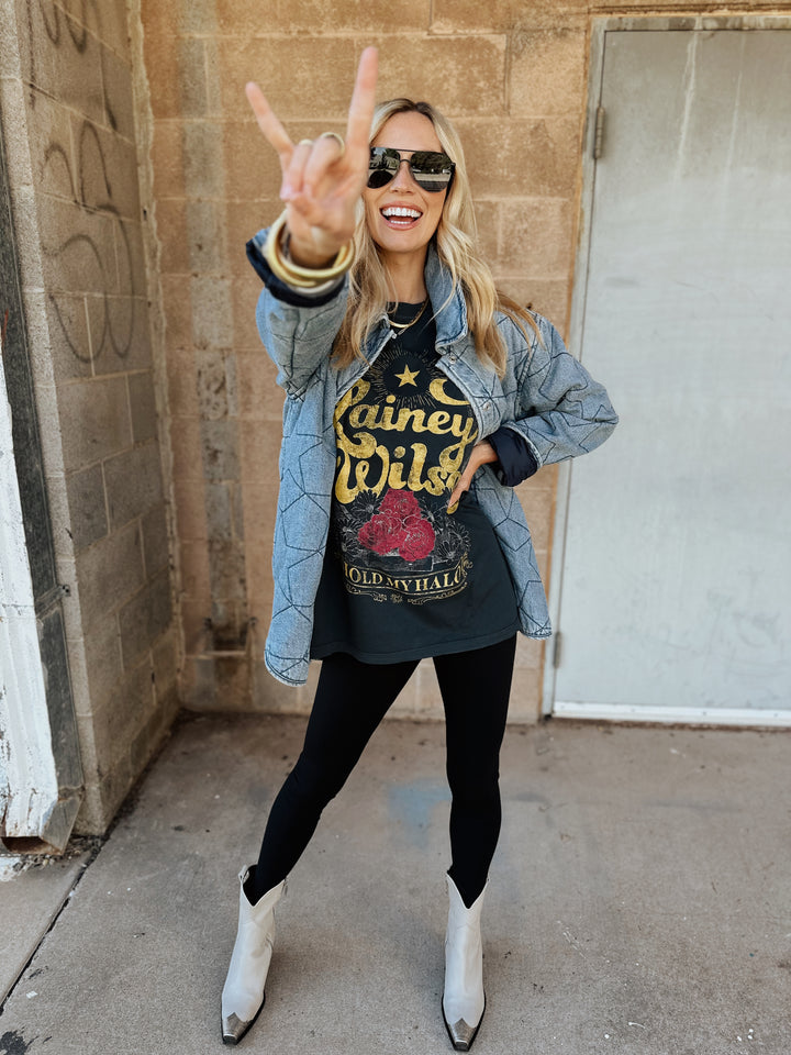 Daydreamer | Lainey Wilson Hold My Halo- One Size Tee