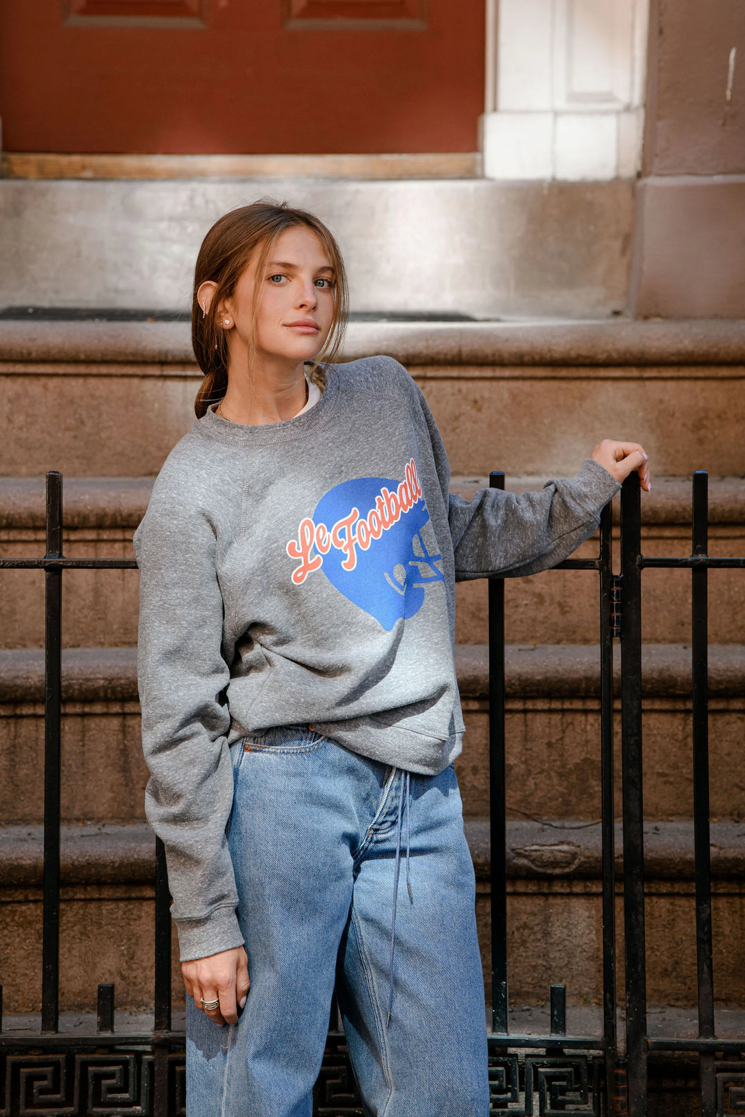Le Football- Raglan Crew