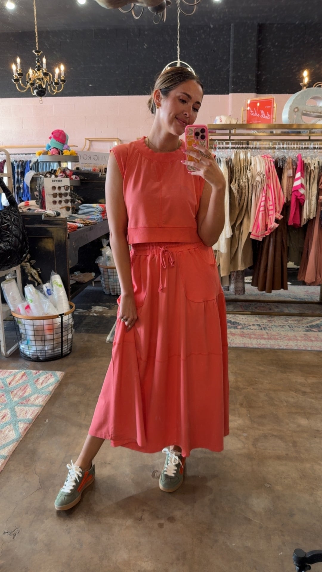 Crew Neck Cropped Muscle Tank - Coral Pink