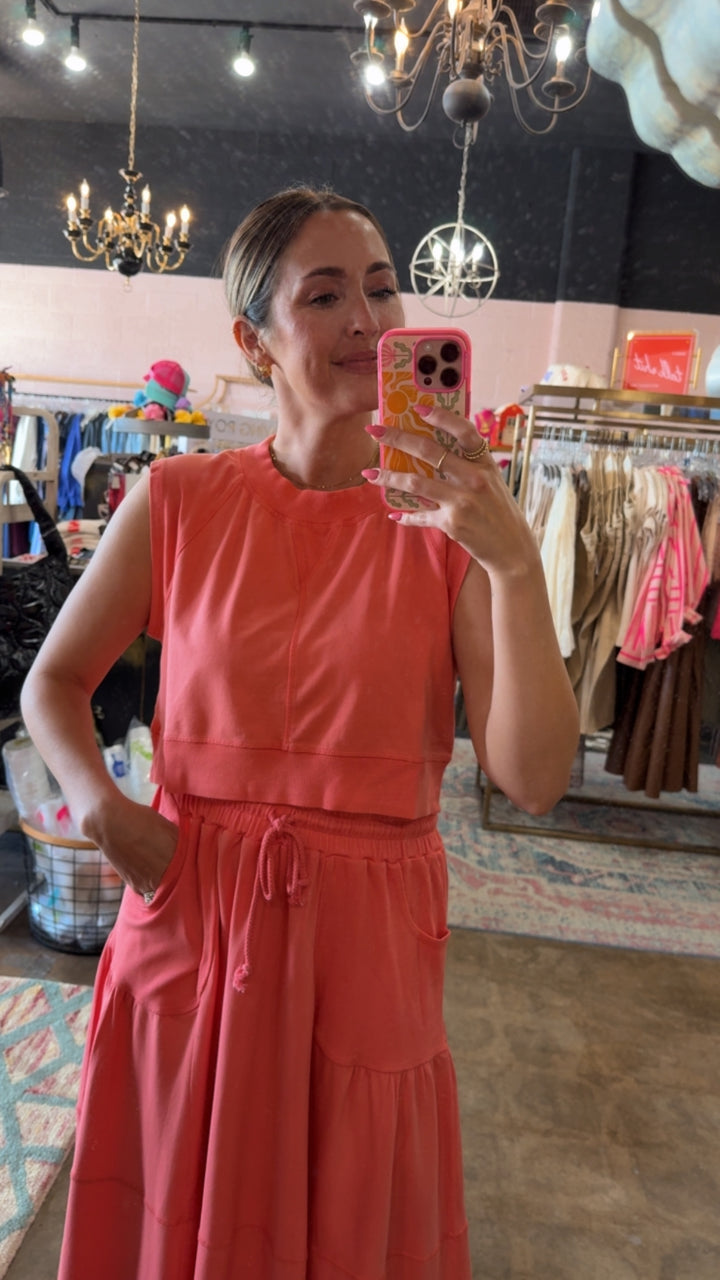 Crew Neck Cropped Muscle Tank - Coral Pink