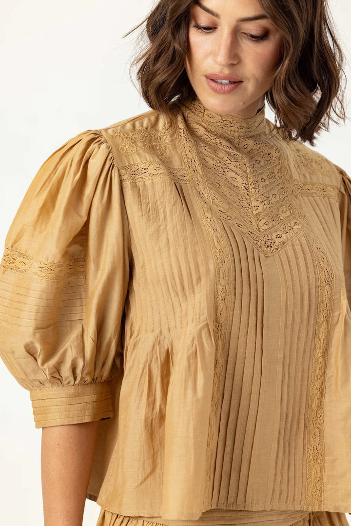 Sundays | Moni Top - Brushed Gold