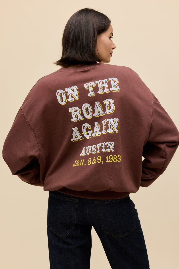 Daydreamer | Willie Nelson in Austin Oversized Crew Sweatshirt - Nutmeg