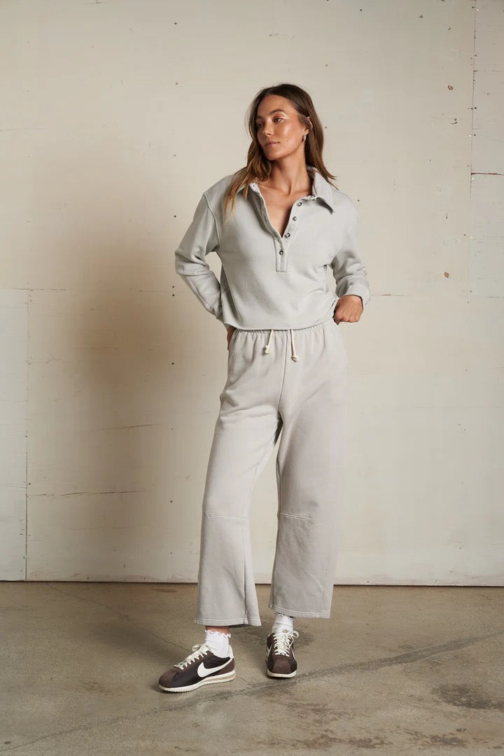 Perfect White Tee | Vinny Fleece Collared Sweatshirt - Silver