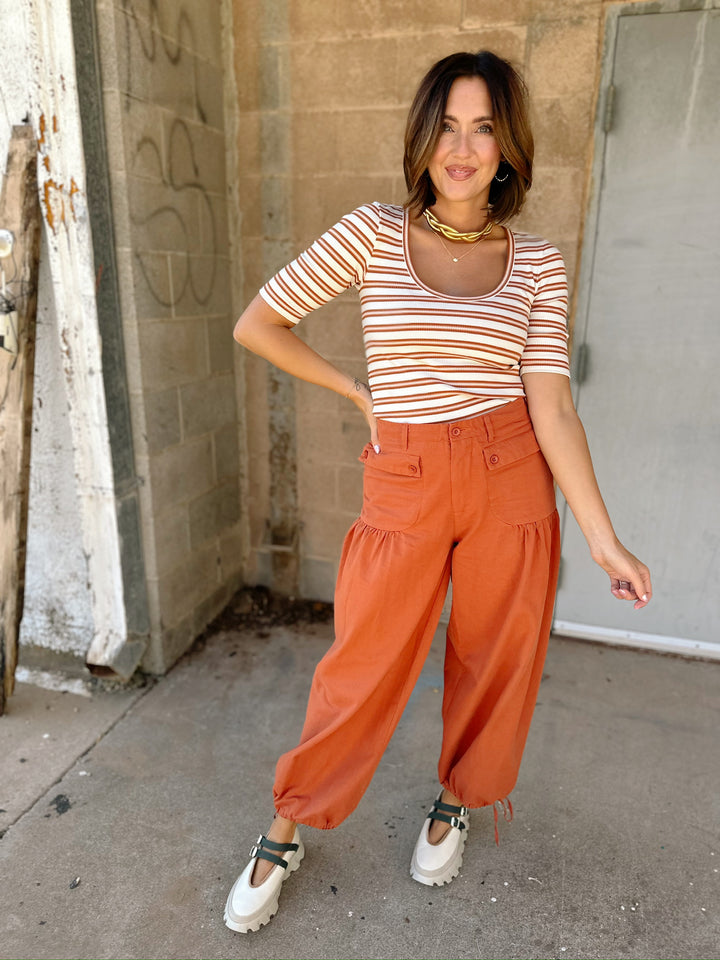 Bailey Cinched Cargo Pant - Rust | LAST ONE