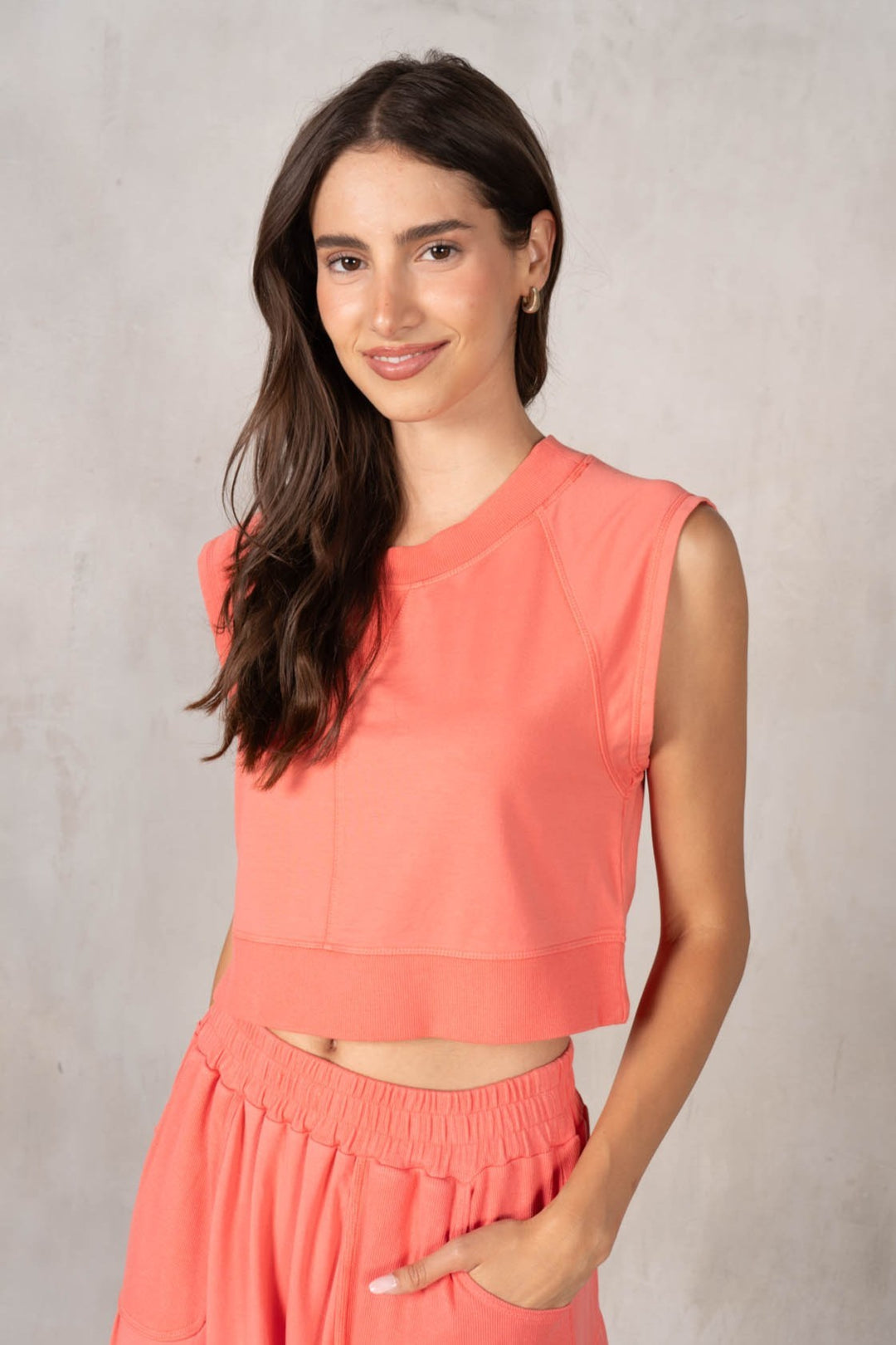 Crew Neck Cropped Muscle Tank - Coral Pink